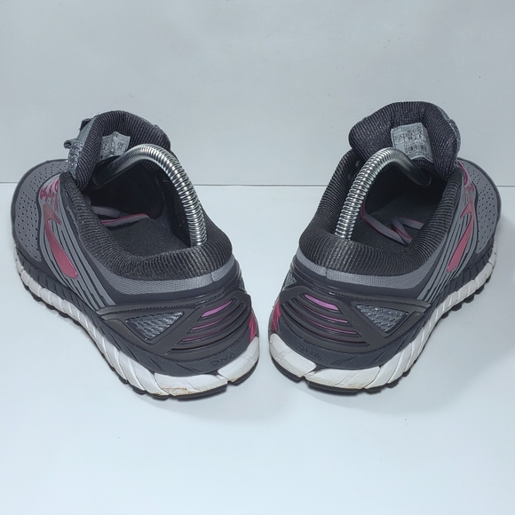 Brooks Ariel 18 Shoes - Picture 4 of 8